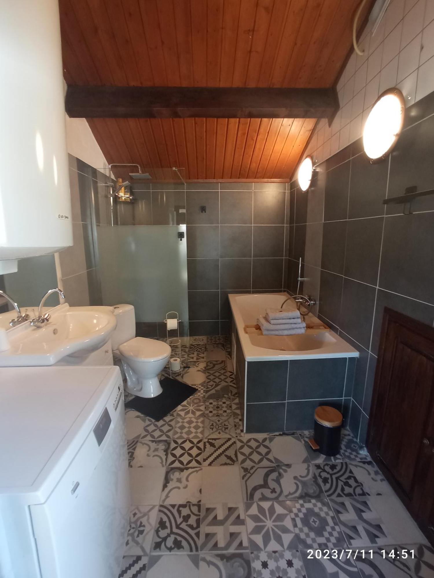 Dependance Du Moulin Galuzot Bed & Breakfast Saint-Vallier  ภายนอก รูปภาพ